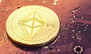 Is Now a Good Time to Buy ETH? Analyst Shares Key Insights